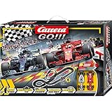 Carrera 20062482 GO!!! Speed Grip Rennstrecken-Set | 5,3m Rennbahn mit Vettels Ferrari SF71H&Hamiltons Mercedes-AMG F1 W09 EQ Power+ | mit 2 Handreglern&Streckenteilen | Kinder ab 6 Jahren&Erwachsene